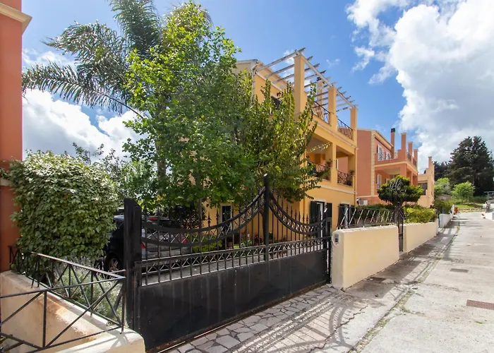 Sophie\'S Garden Apartment
